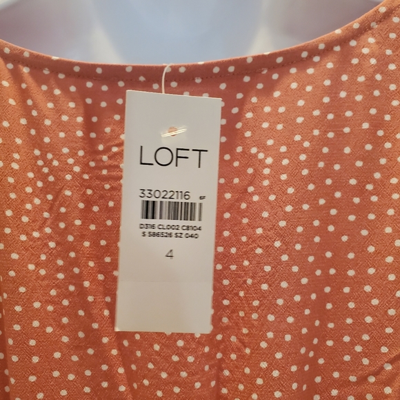 Ann Taylor Loft Flutter V-Neck Pocket Dress, pink with dots, size 4… - Picture 5 of 6